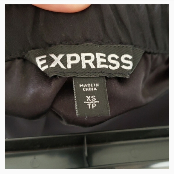 Express Black Sleevless Dress - Picture 3 of 4